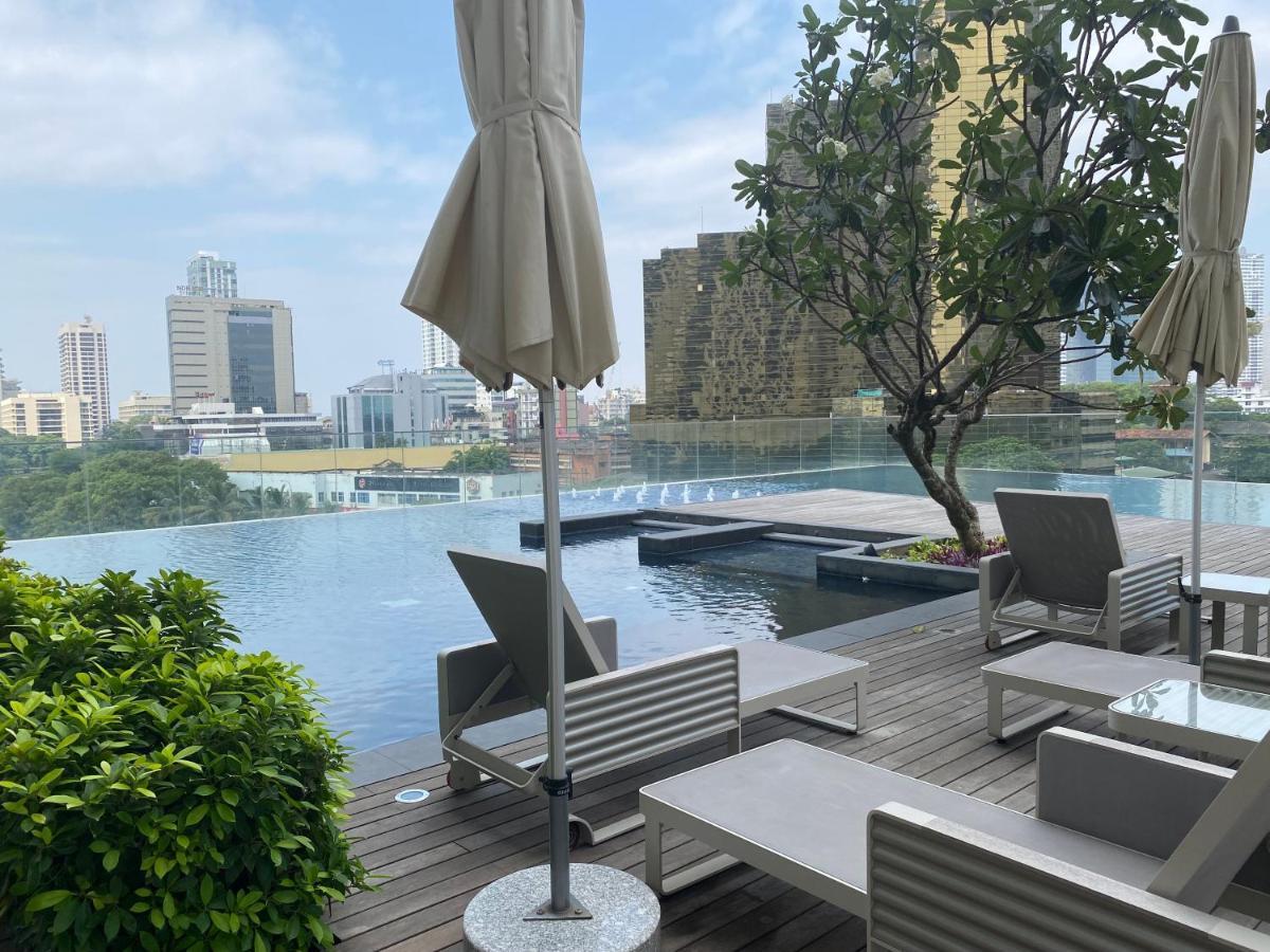 Apartmán Altair Colombo - View, Location, Ultra Luxury! Exteriér fotografie