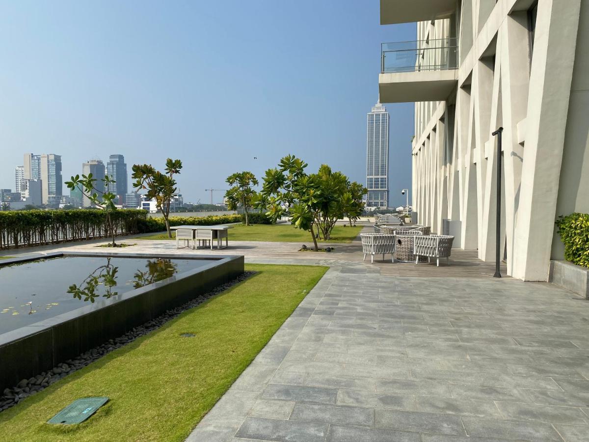 Apartmán Altair Colombo - View, Location, Ultra Luxury! Exteriér fotografie