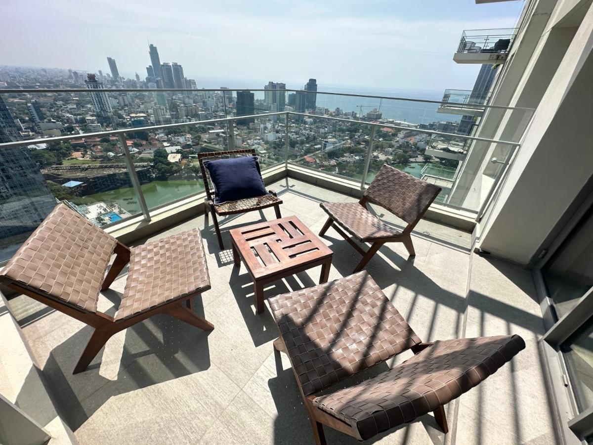 Apartmán Altair Colombo - View, Location, Ultra Luxury! Exteriér fotografie